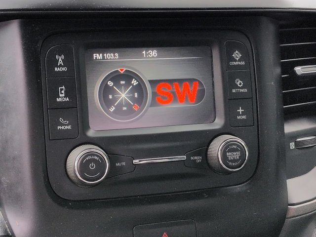 Used 2022 RAM 2500 Tradesman w/ Chrome Appearance Group AWD/4WD image 27