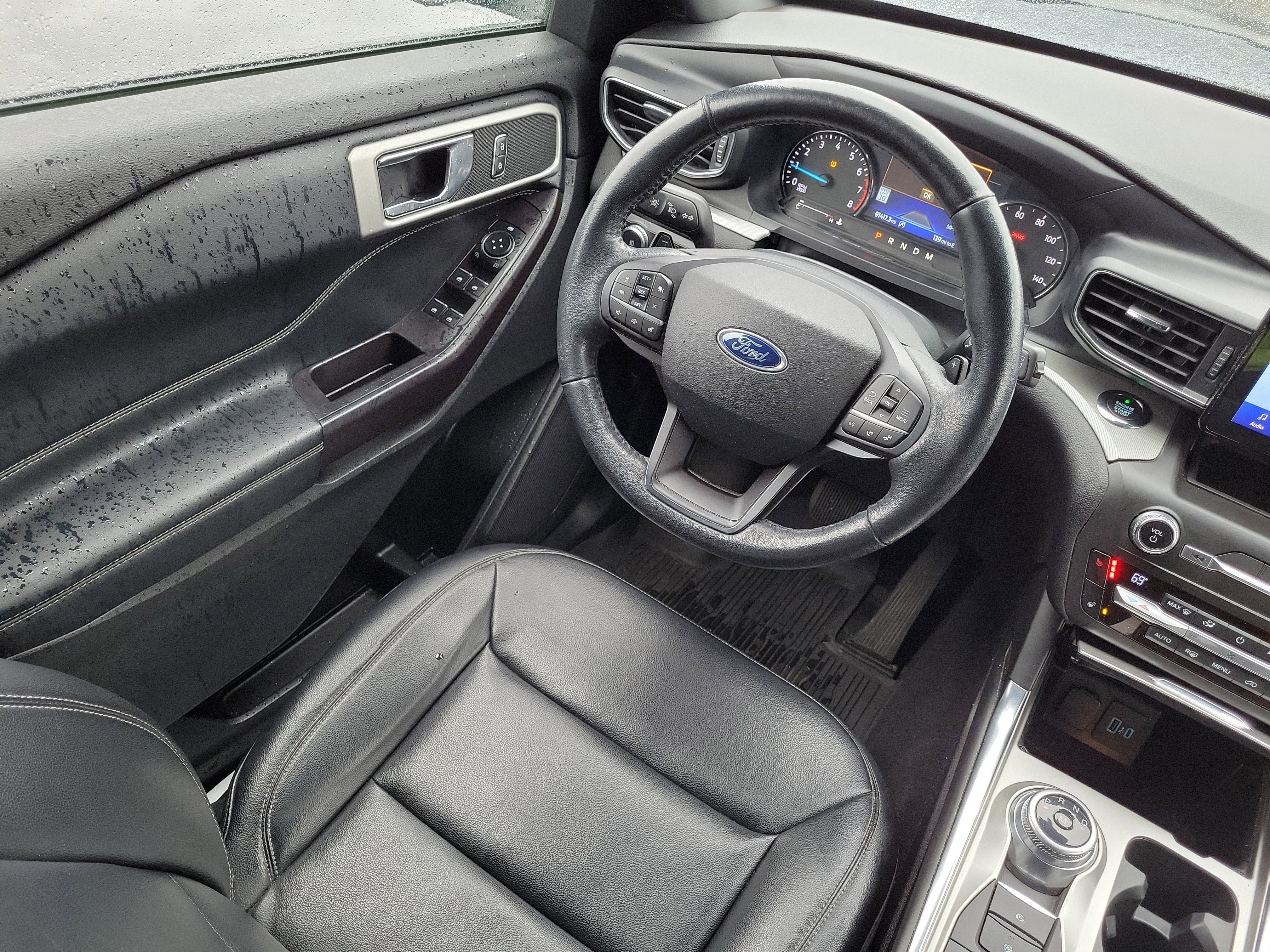 Certified 2020 Ford Explorer XLT w/ Equipment Group 202A image 15