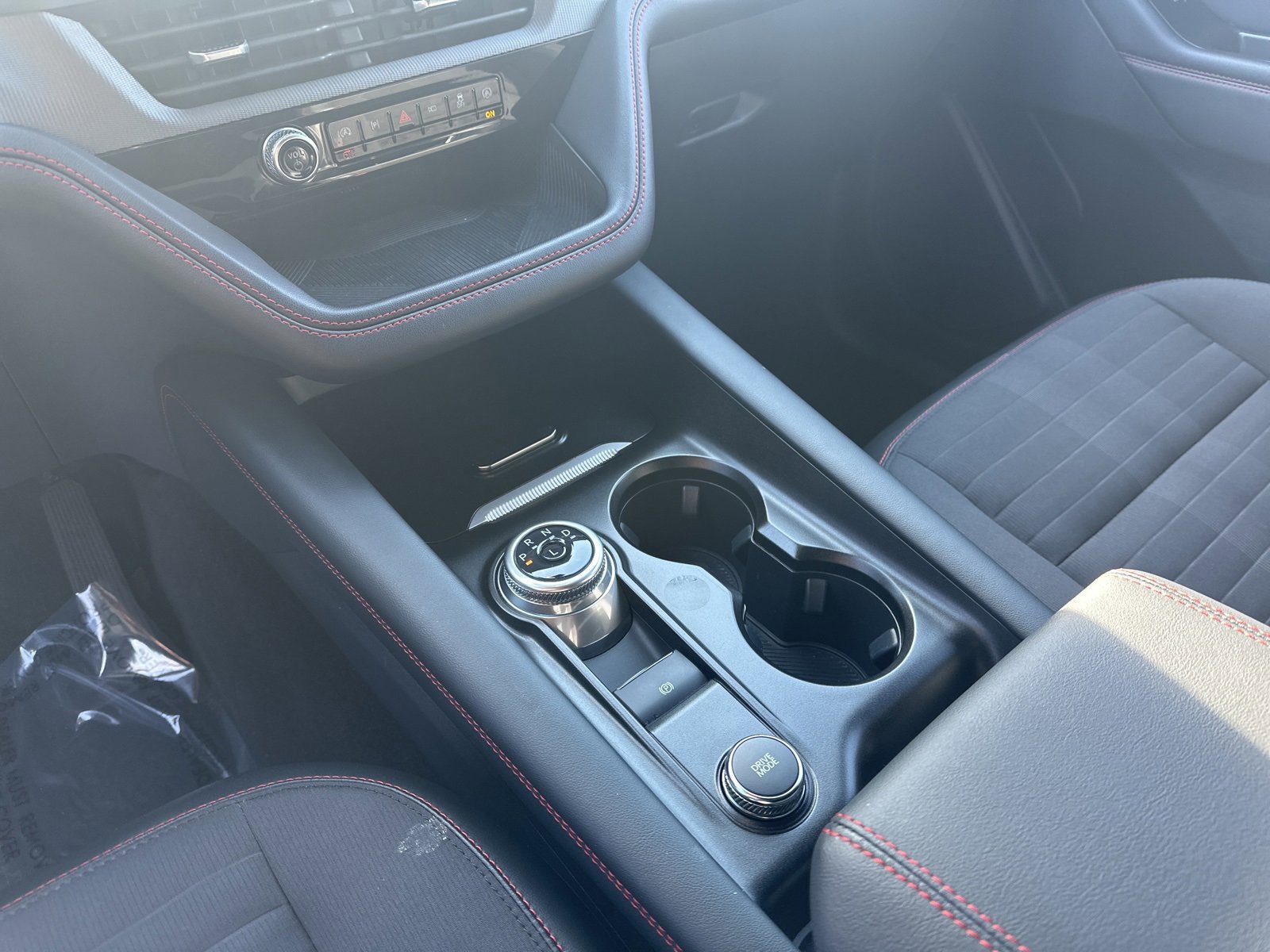 Certified 2025 Ford Explorer ST-Line image 19