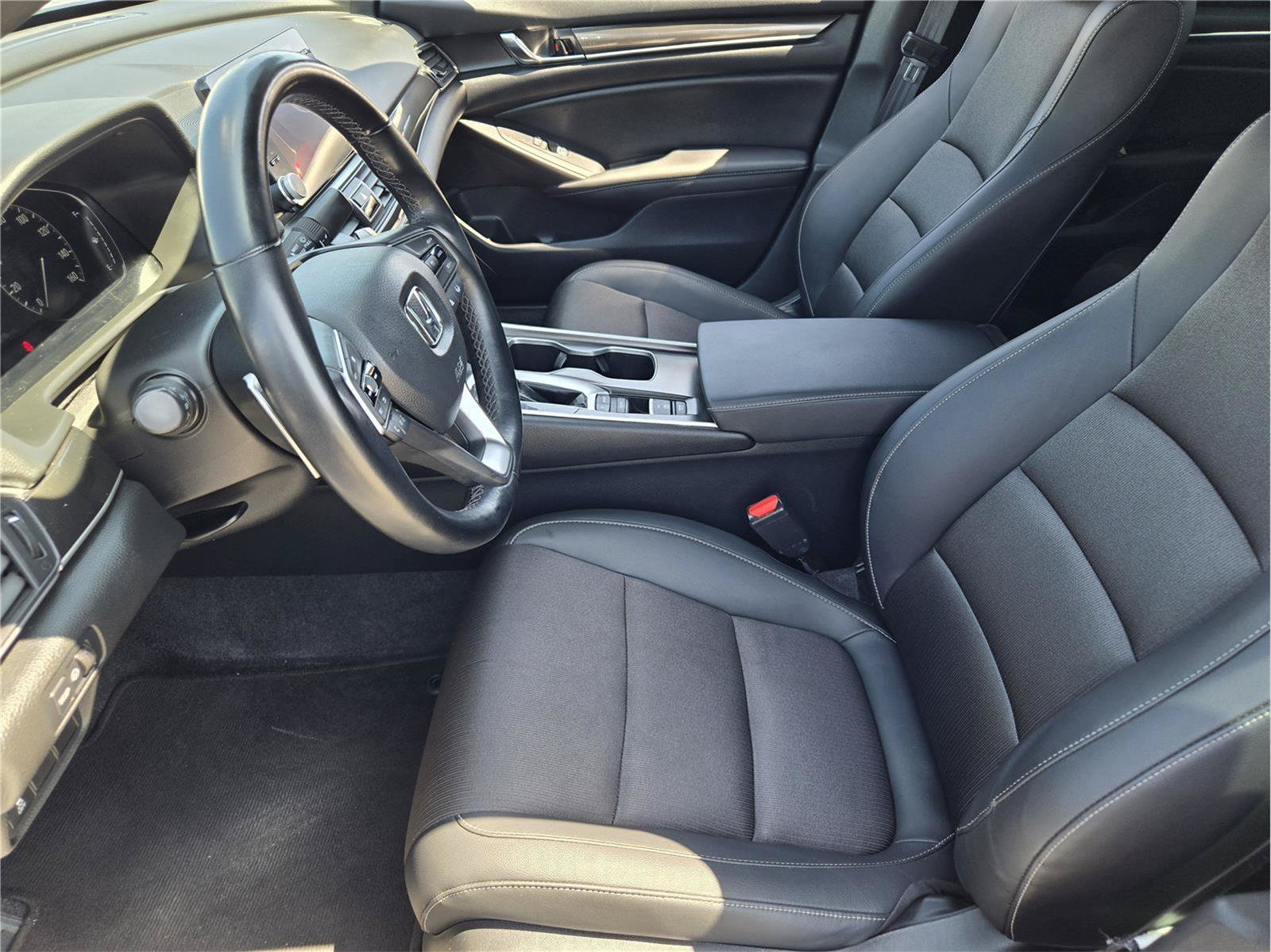 Used 2022 Honda Accord Sport image 12
