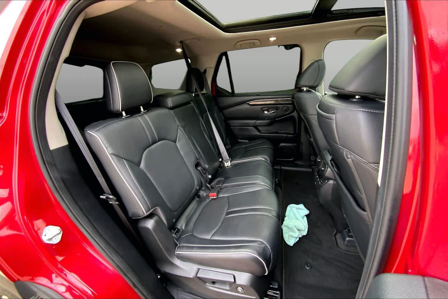 Used 2023 Honda Pilot Elite image 20