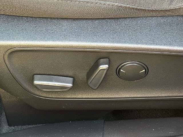 Certified 2023 Ford Escape Active AWD/4WD image 9