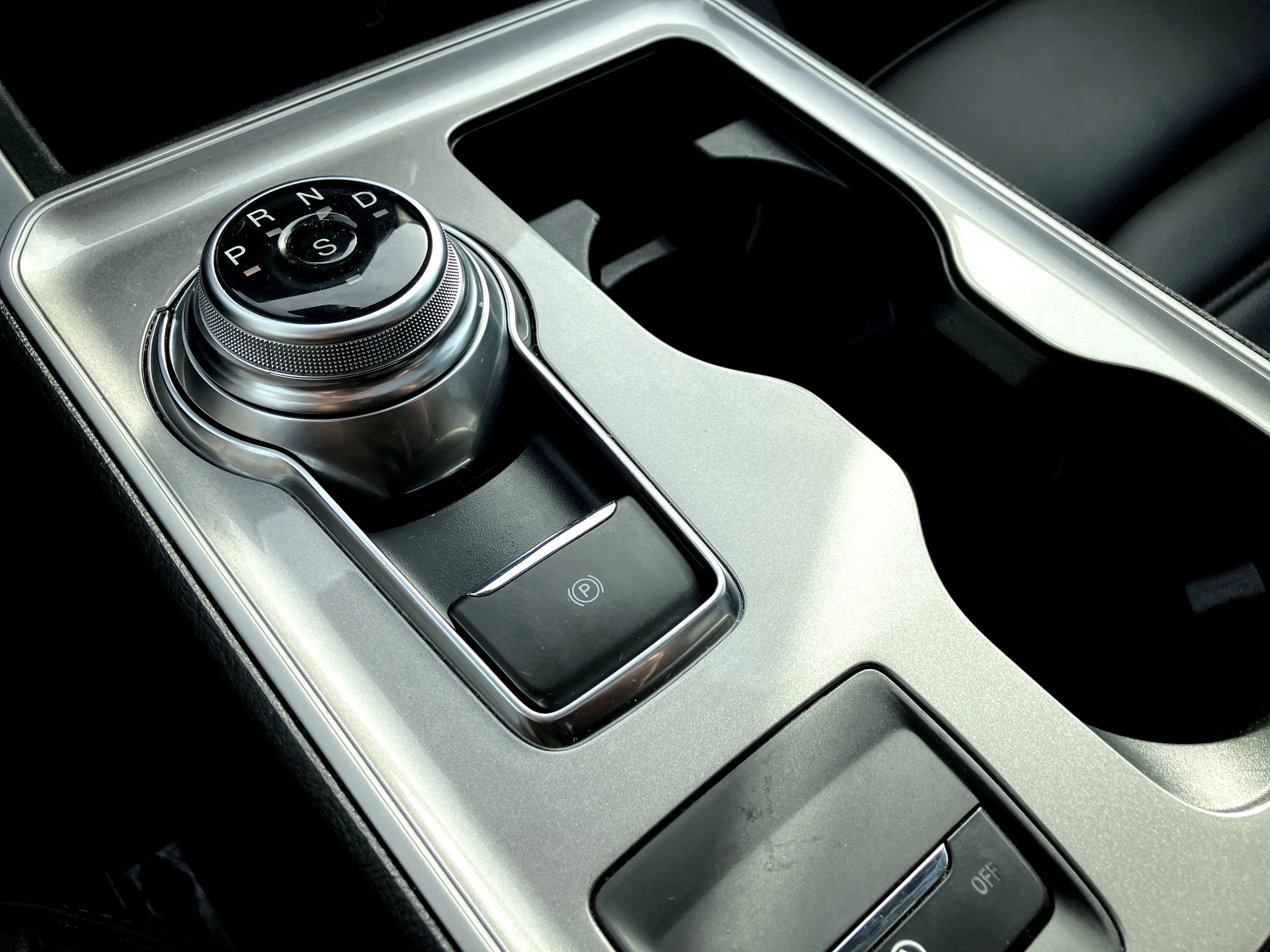 Certified 2024 Ford Edge SEL w/ Convenience Package image 13