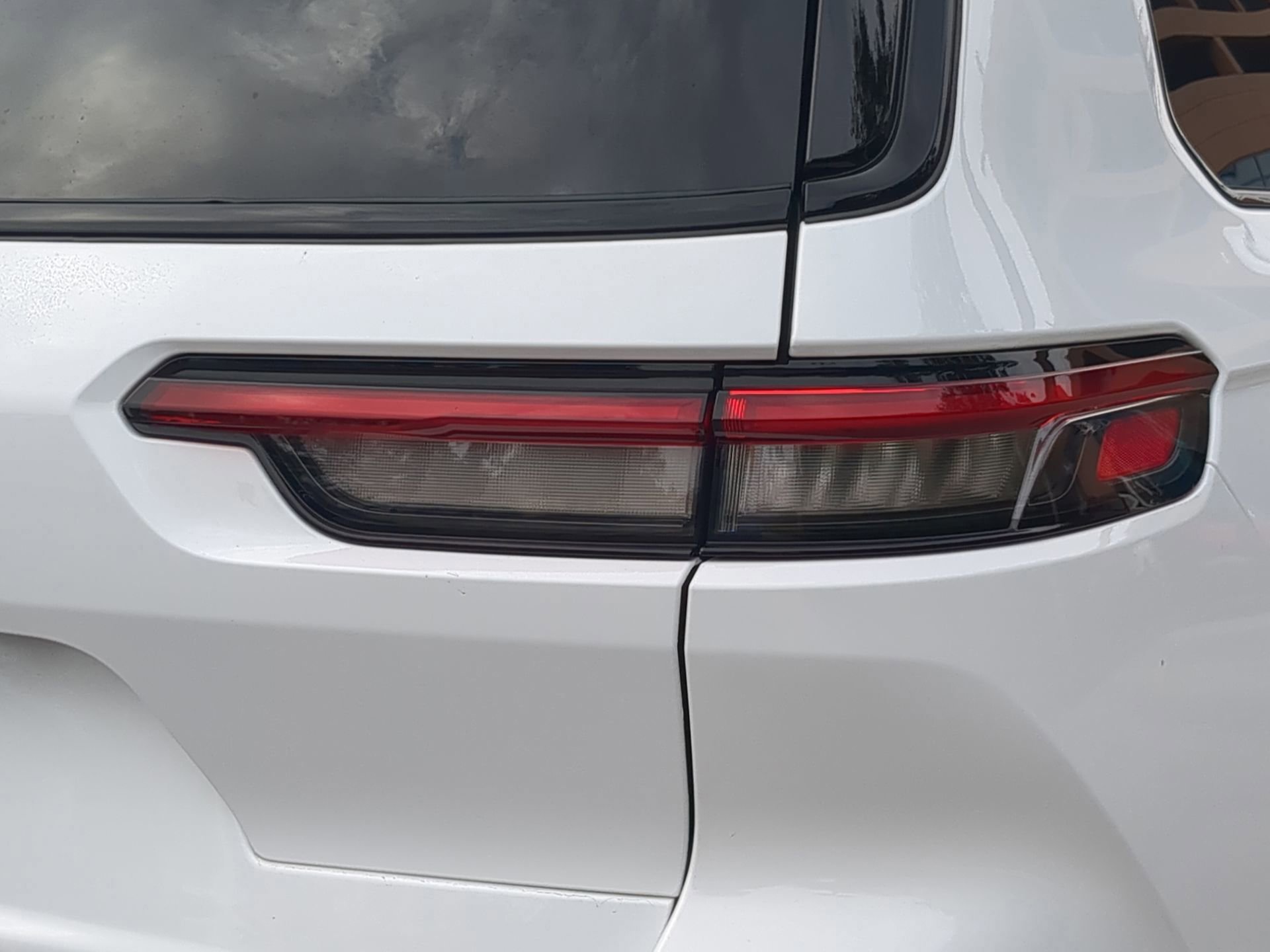 Used 2025 Jeep Grand Cherokee L Altitude image 37