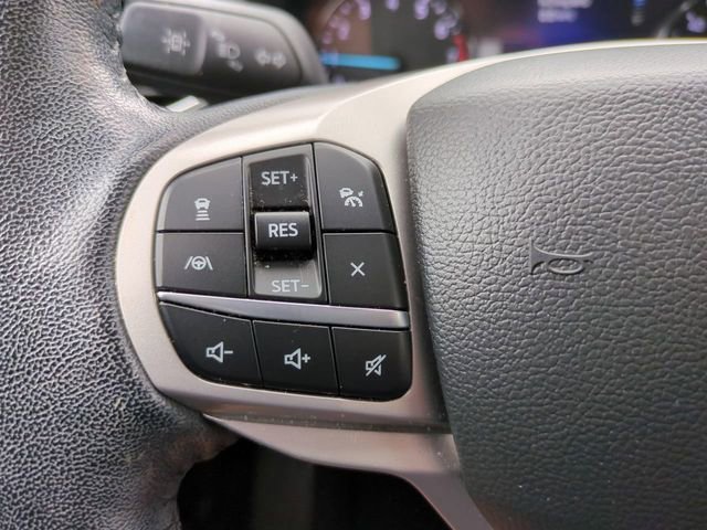 Certified 2022 Ford Explorer Limited w/ Equipment Group 301A image 30