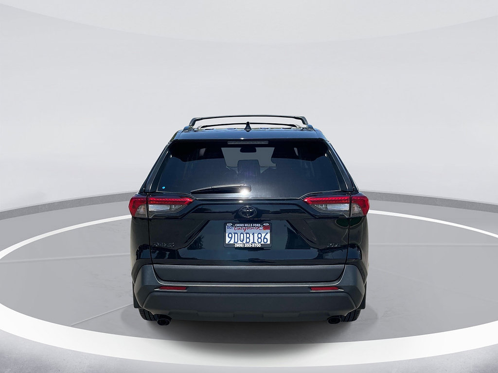 Used 2022 Toyota RAV4 XLE Premium FWD image 6