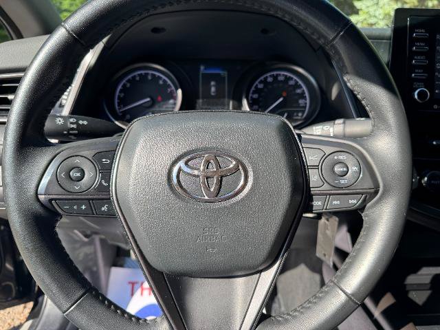 Used 2024 Toyota Camry SE FWD image 13