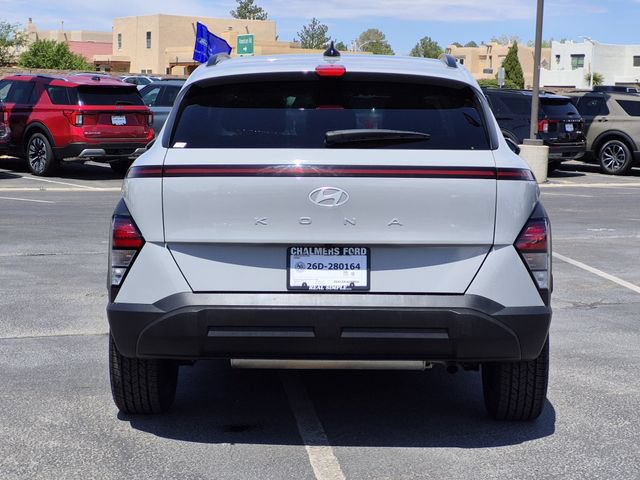 Used 2025 Hyundai Kona SEL FWD image 5