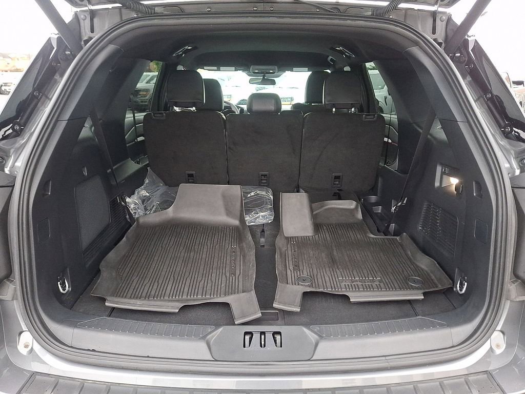 Certified 2025 Ford Explorer ST-Line w/ ST-Line Street Pack AWD/4WD image 30