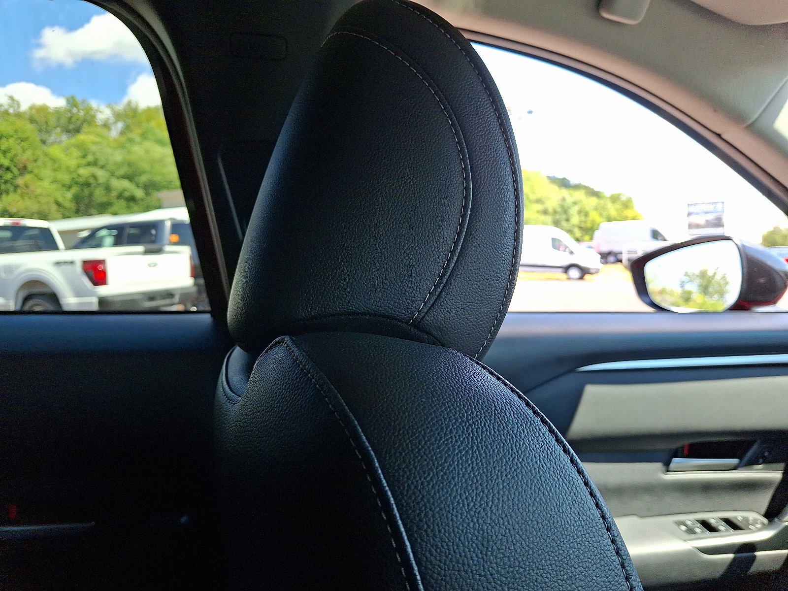 Used 2024 MAZDA CX-50 AWD 2.5 S w/ Preferred Package image 13