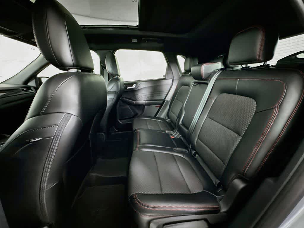 Certified 2023 Ford Escape ST-Line w/ Tech Pack #1 FWD image 14