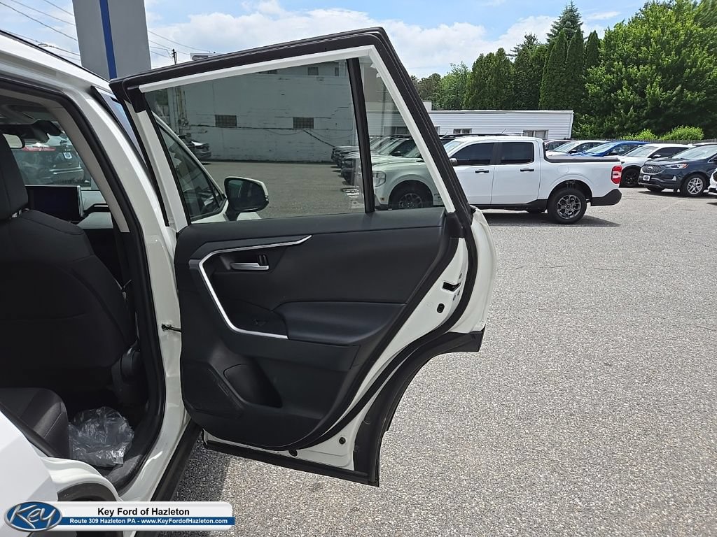 Used 2024 Toyota RAV4 XLE w/ Weather Package AWD/4WD image 40