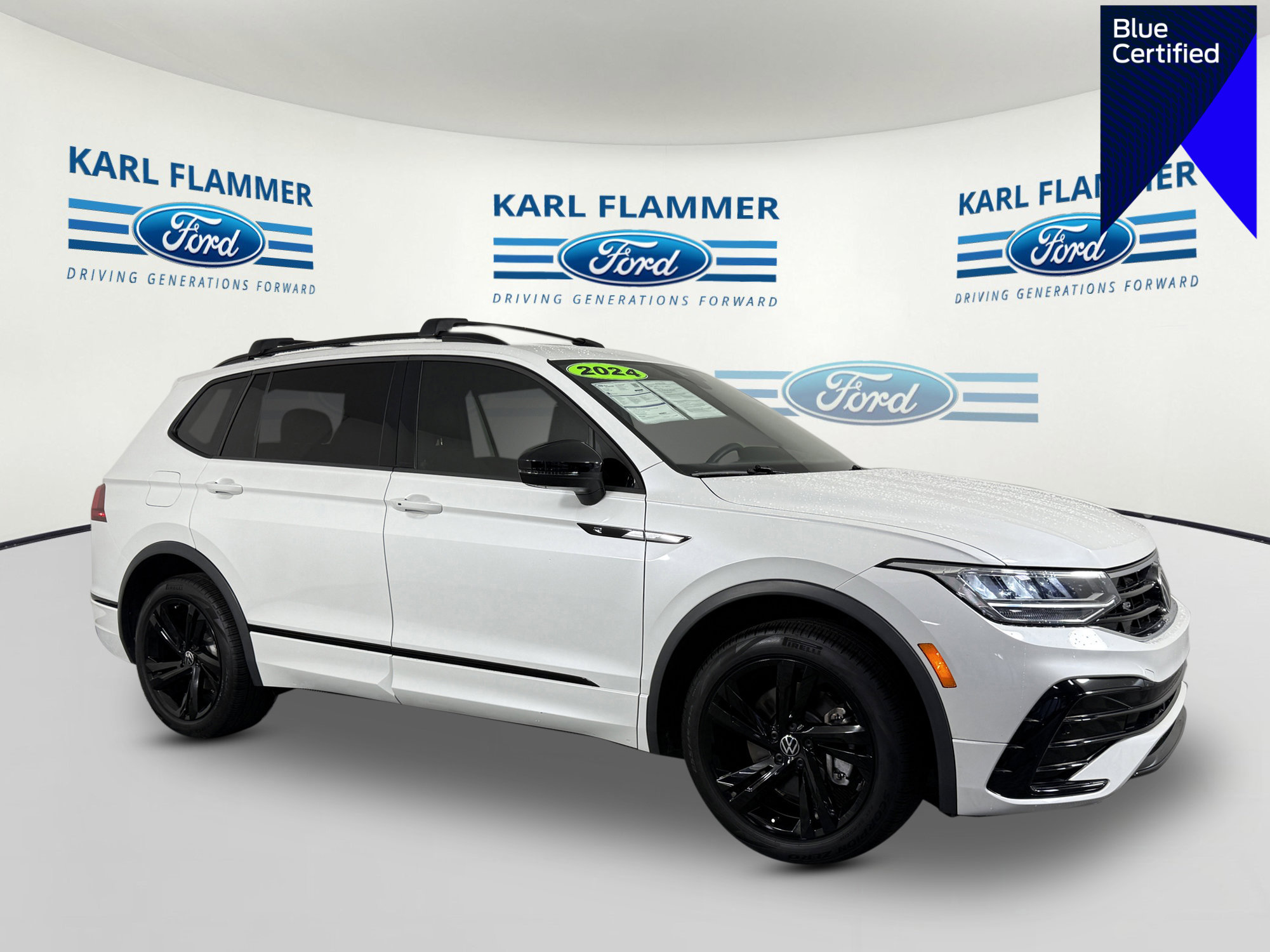 Used 2024 Volkswagen Tiguan SE R-Line