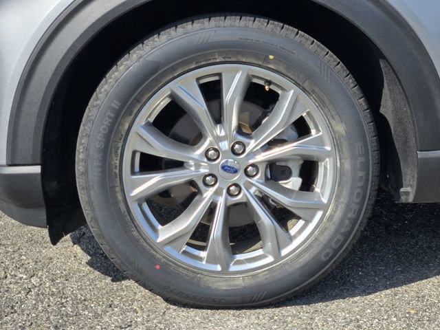 Certified 2024 Ford Explorer XLT w/ Equipment Group 202A RWD image 10