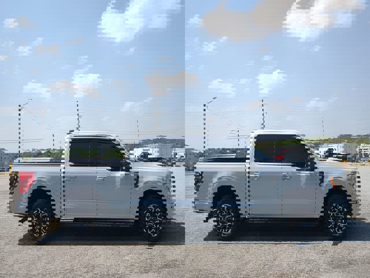 Certified 2022 Ford F150 XLT w/ Equipment Group 302A High image 6