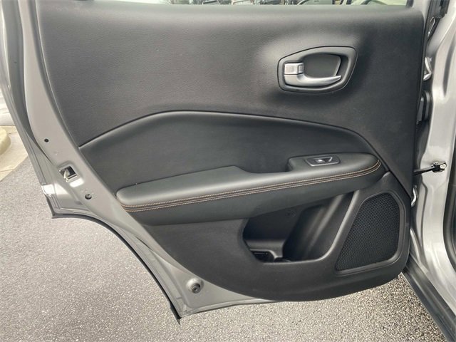 Used 2018 Jeep Compass Limited w/ Navigation Group image 14