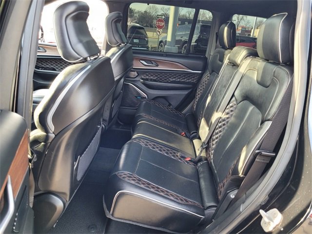 Used 2023 Jeep Grand Cherokee Summit w/ Adv Protech Group IV image 10