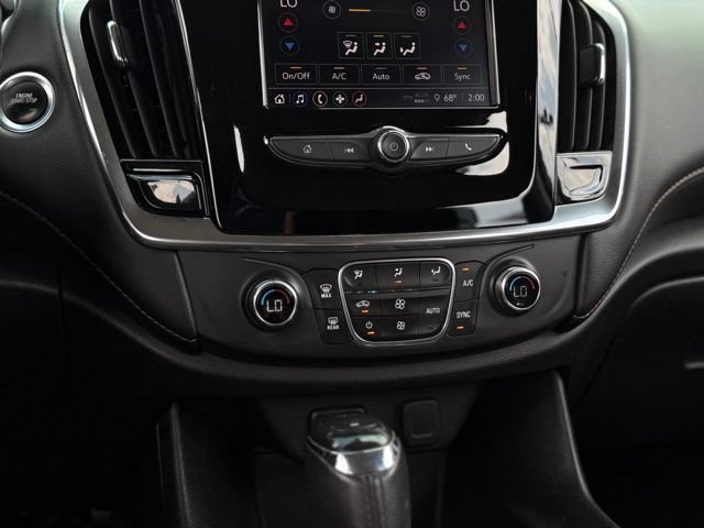 Used 2020 Chevrolet Traverse LT FWD image 24
