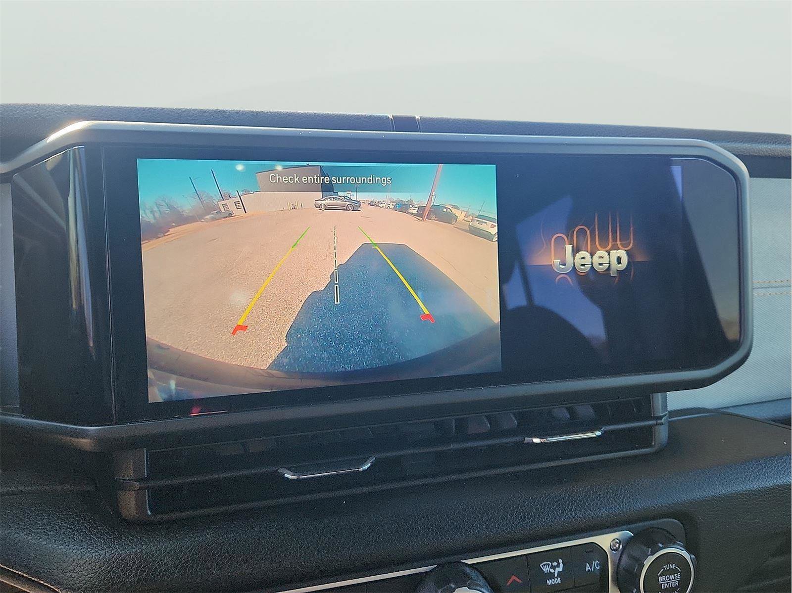 Used 2024 Jeep Wrangler Sport S image 17