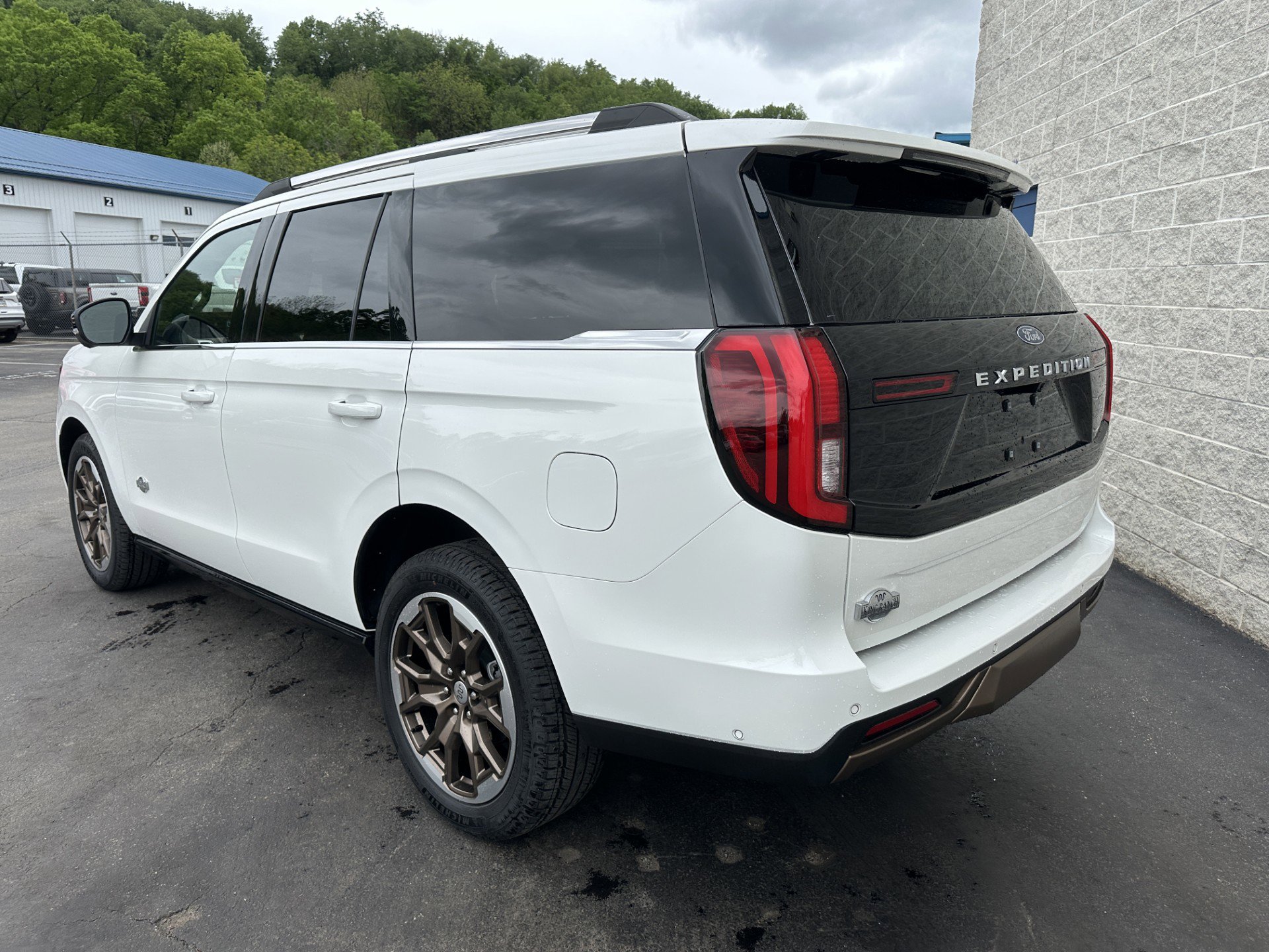Certified 2025 Ford Expedition King Ranch AWD/4WD image 5