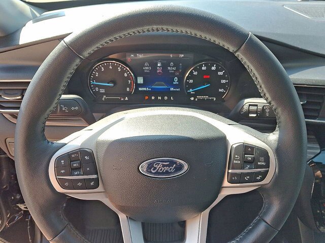 Certified 2023 Ford Explorer Limited w/ Limited Technology Package AWD/4WD image 14