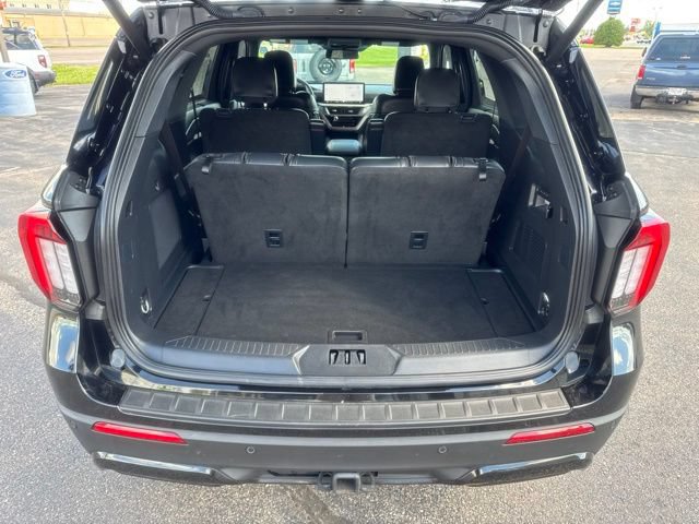 Certified 2025 Ford Explorer ST-Line w/ Premium Package AWD/4WD image 7