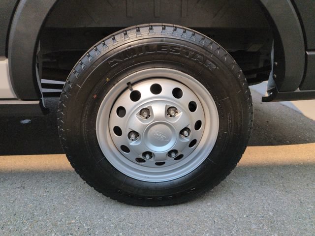 Certified 2025 Ford Transit 250 148 Medium Roof Extended AWD w/ Load Area Protection Package image 27