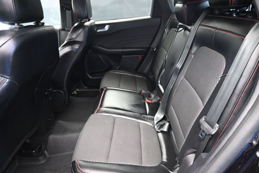 Certified 2023 Ford Escape ST-Line w/ Tech Pack #1 FWD image 14