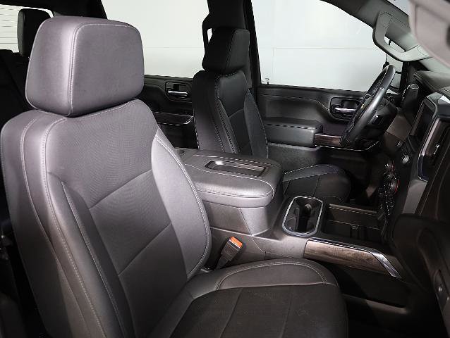 Used 2022 Chevrolet Silverado 3500 LTZ w/ LTZ Convenience Package image 9