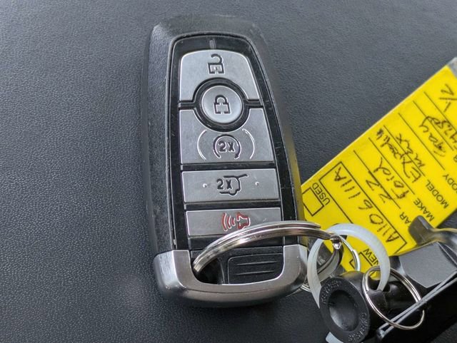 Certified 2022 Ford Expedition Max Platinum image 31