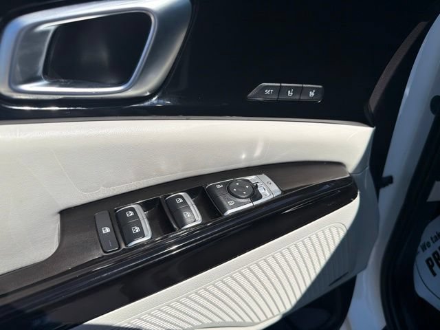 Used 2024 Kia Carnival SX Prestige FWD image 13