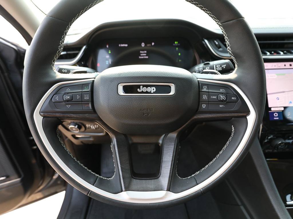 Used 2022 Jeep Grand Cherokee Limited 4xe AWD/4WD image 16