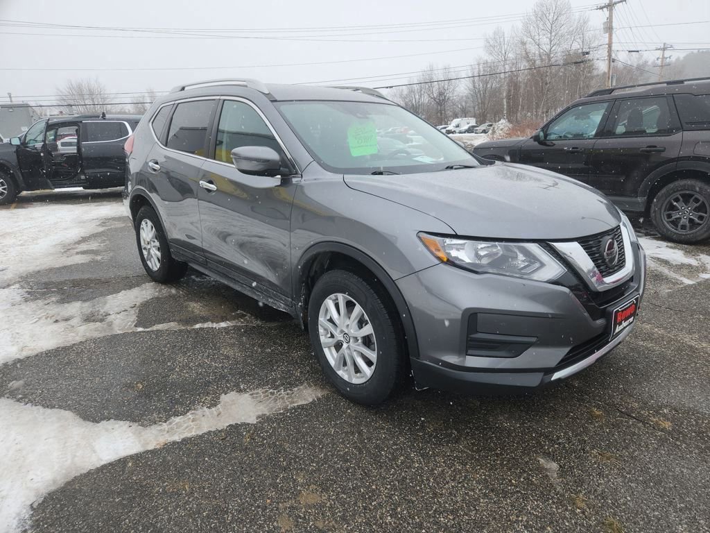 Used 2019 Nissan Rogue SV image 1