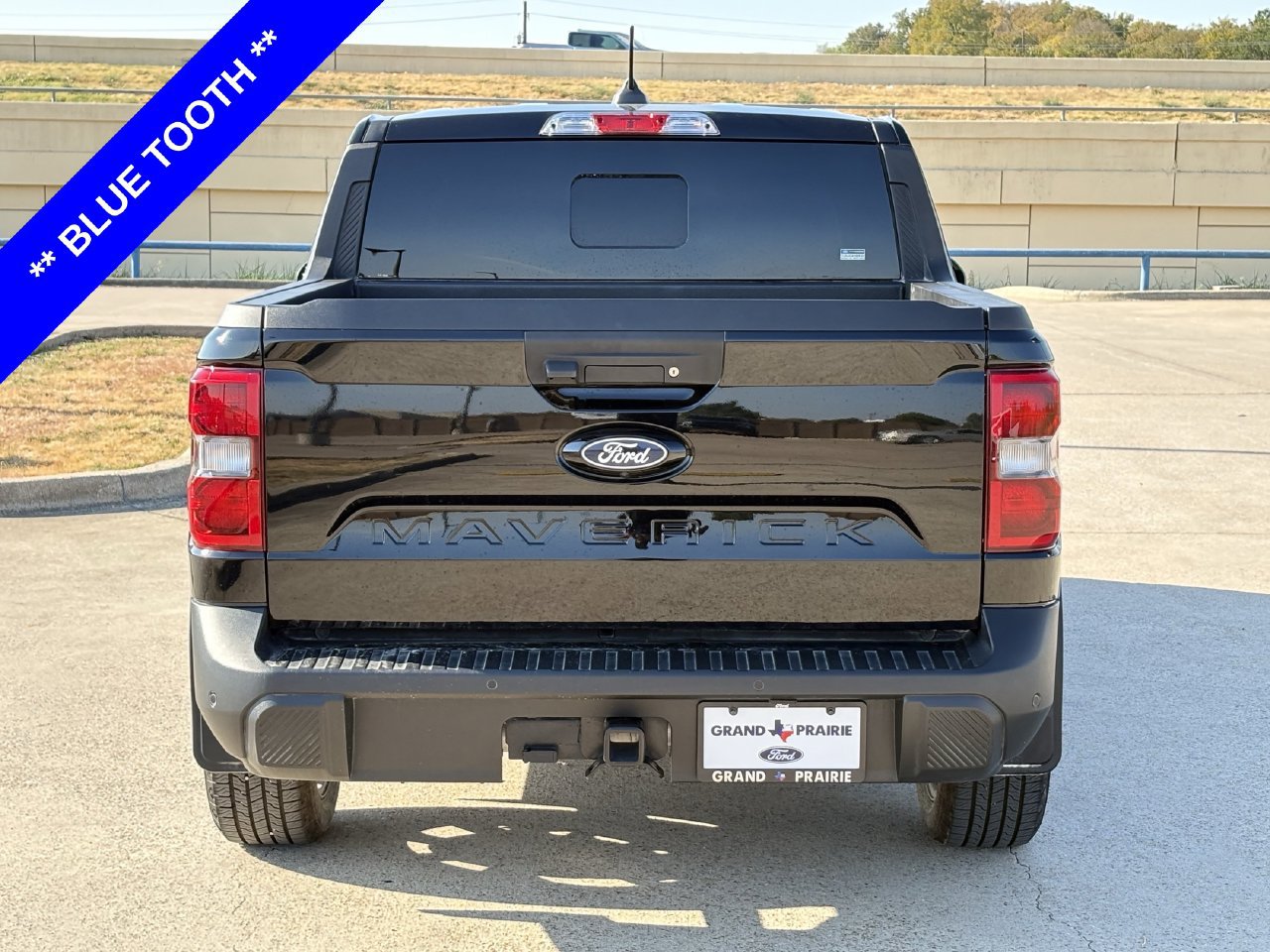 Certified 2025 Ford Maverick Lariat AWD/4WD image 7