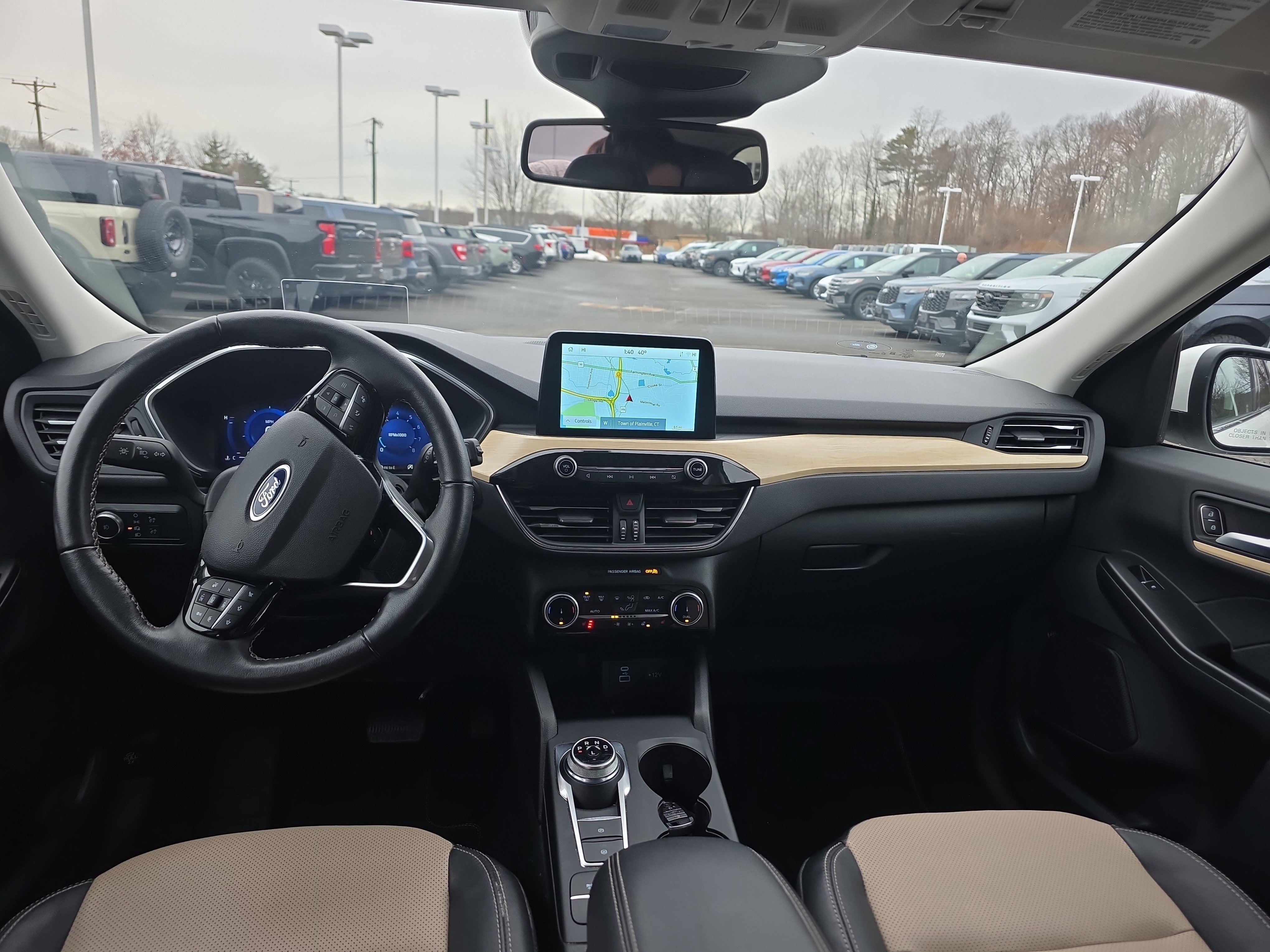 Certified 2022 Ford Escape Titanium w/ Titanium Elite Package image 28