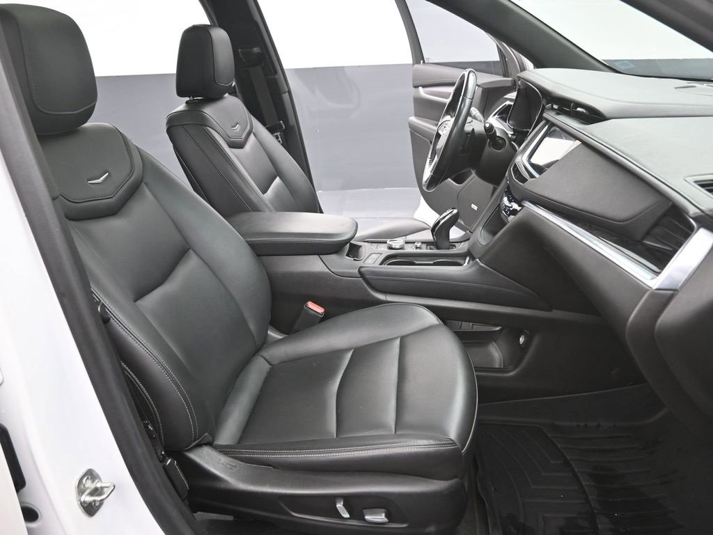 Used 2021 Cadillac XT6 Luxury image 27