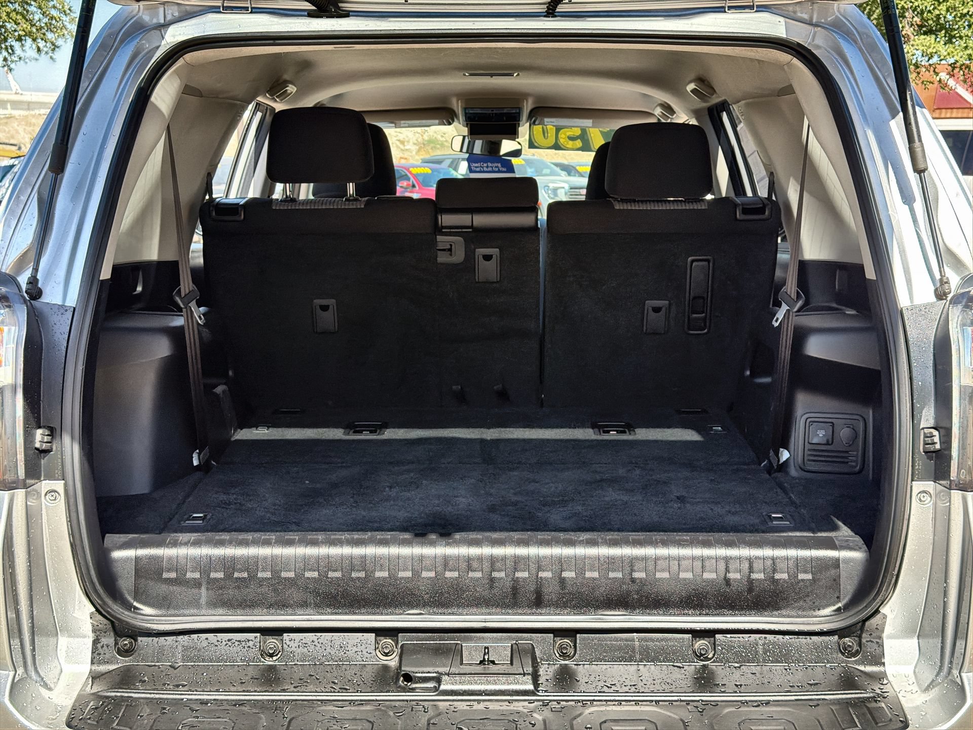 Used 2018 Toyota 4Runner SR5 RWD image 23