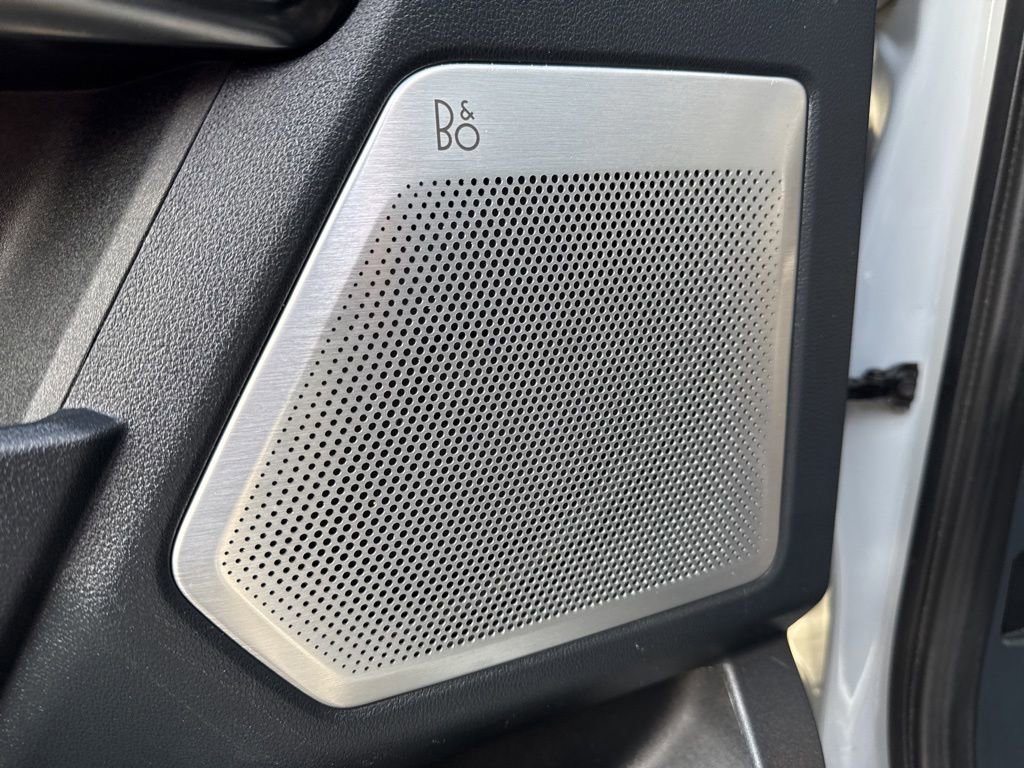 Certified 2023 Ford F150 Platinum w/ Equipment Group 701A High image 19