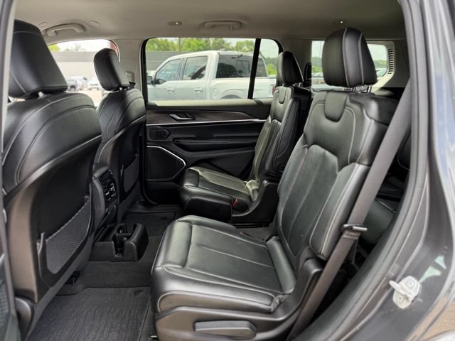 Used 2021 Jeep Grand Cherokee L Limited w/ Trailer Tow Group (B) AWD/4WD image 16