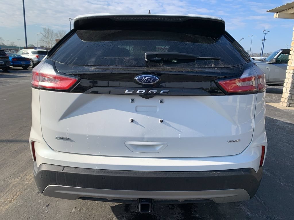 Certified 2024 Ford Edge SEL w/ Convenience Package AWD/4WD image 5