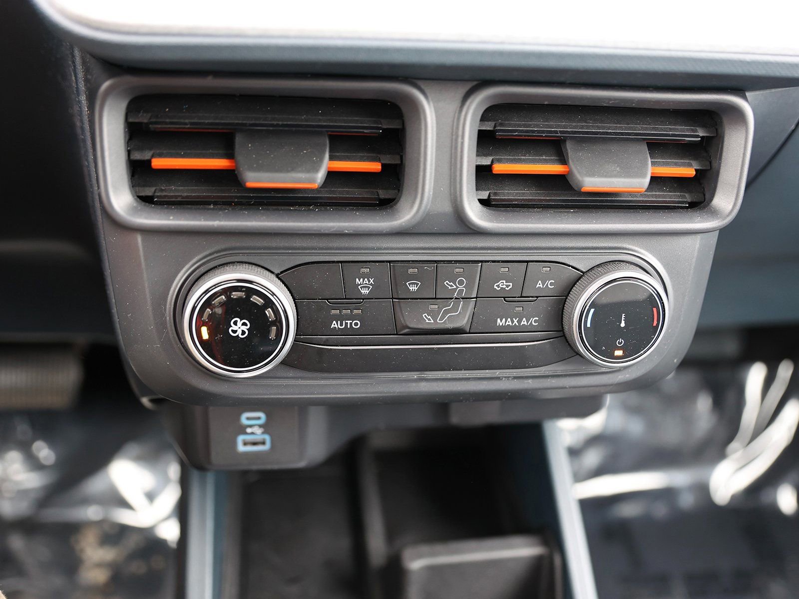 Certified 2024 Ford Maverick XLT w/ Equipment Group 300A Standard image 26