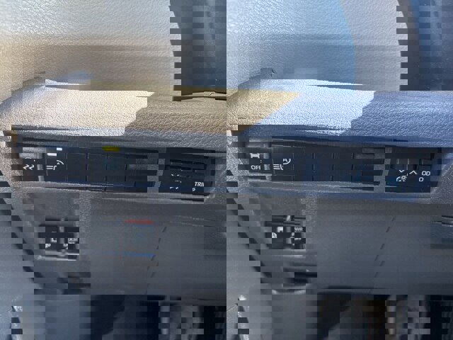 Used 2024 Toyota Sienna XLE image 25