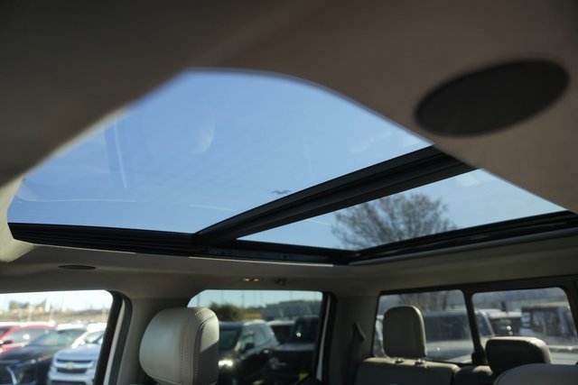 Certified 2025 Ford F250 Platinum w/ Platinum Plus Package image 11