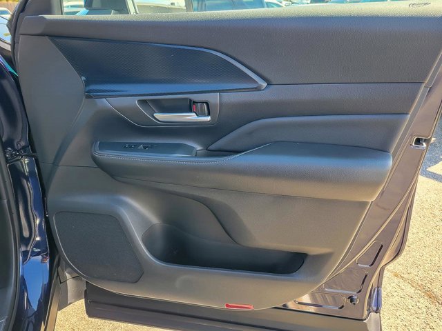 Used 2024 Toyota Grand Highlander AWD Hybrid image 31