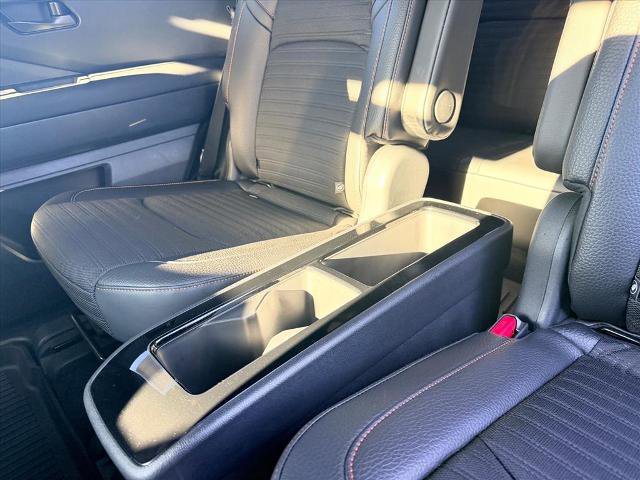 Used 2025 Nissan Pathfinder Rock Creek image 37