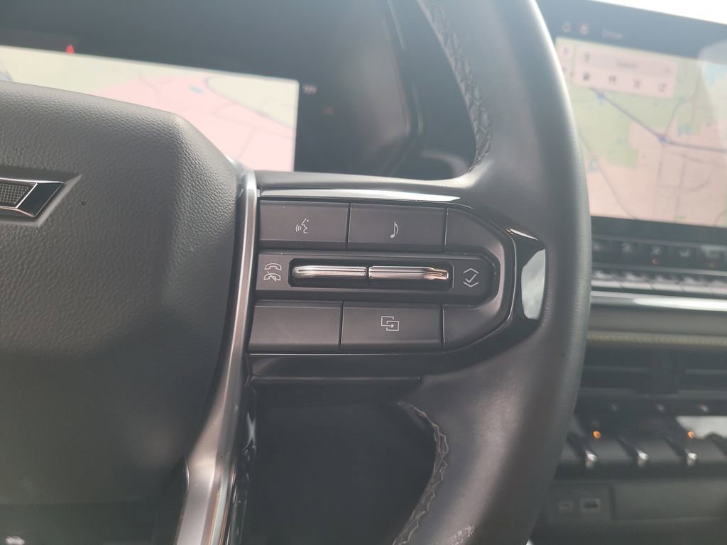 Used 2024 Chevrolet Colorado ZR2 w/ Technology Package image 14