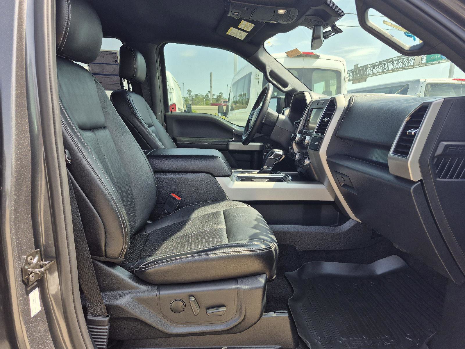 Certified 2019 Ford F150 Lariat w/ Equipment Group 502A Luxury image 18