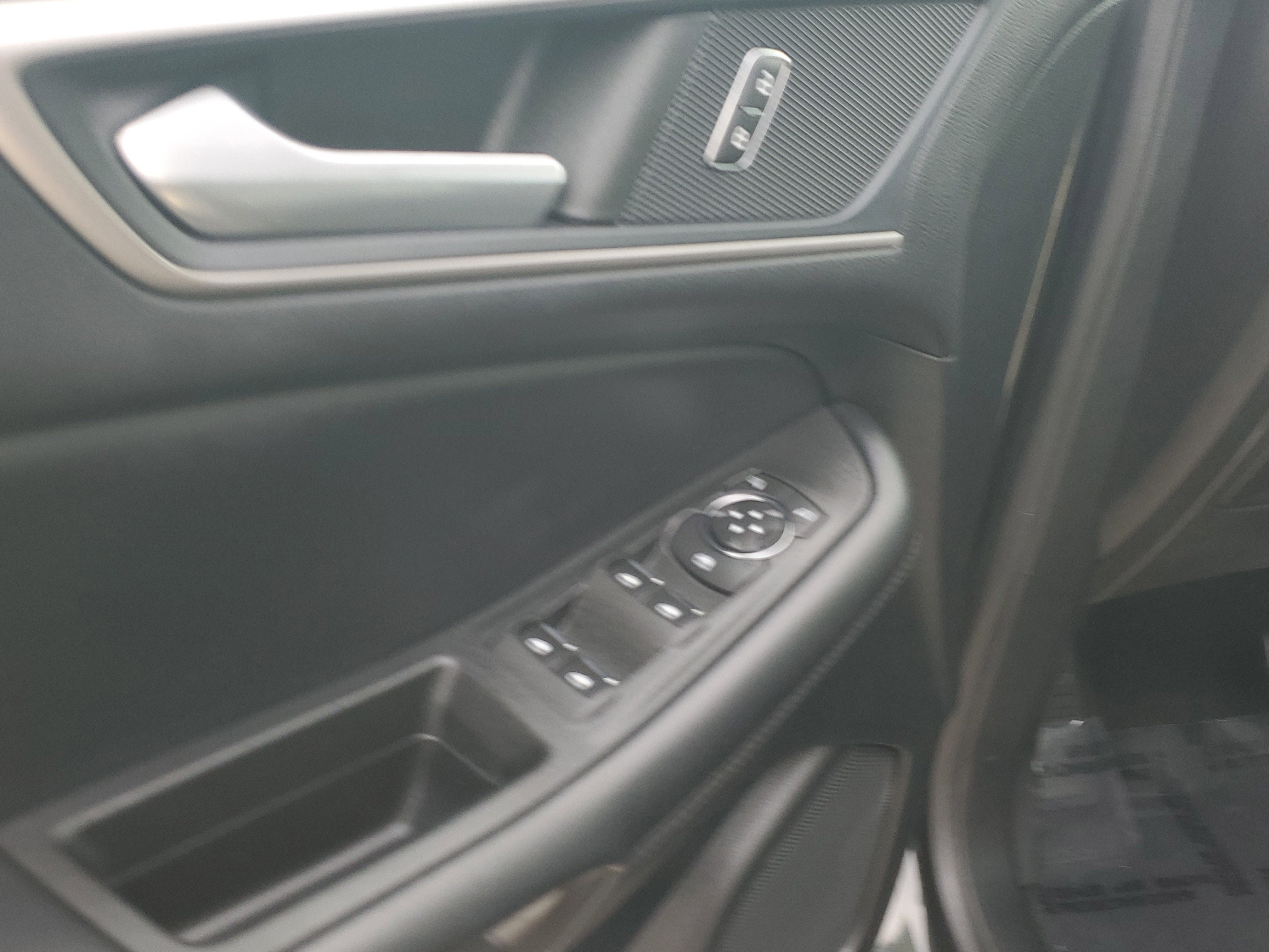 Certified 2022 Ford Edge SEL w/ Convenience Package image 20