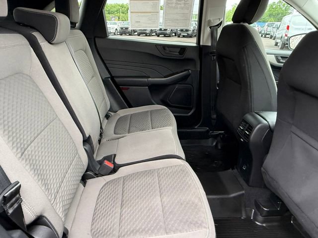 Certified 2022 Ford Escape SE w/ Cold Weather Package FWD image 19