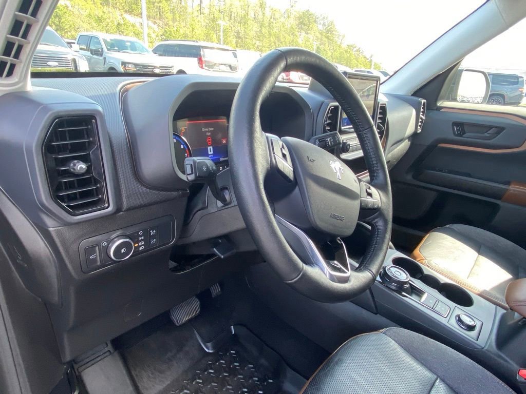 Certified 2022 Ford Bronco Sport Outer Banks AWD/4WD image 9